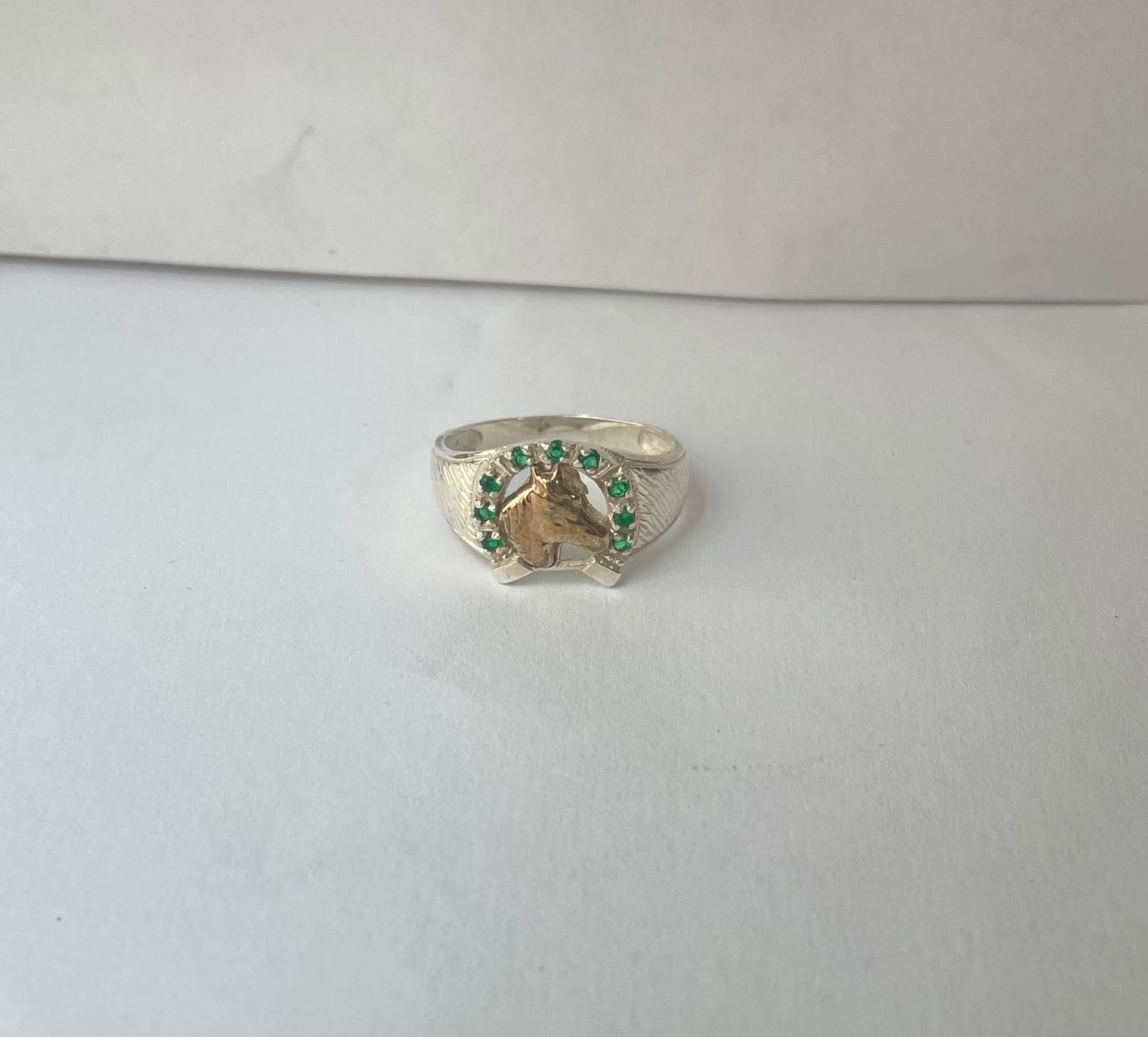 Anillo caballo 4.57 gr / T13 1/2 / circones verdes plata italiana