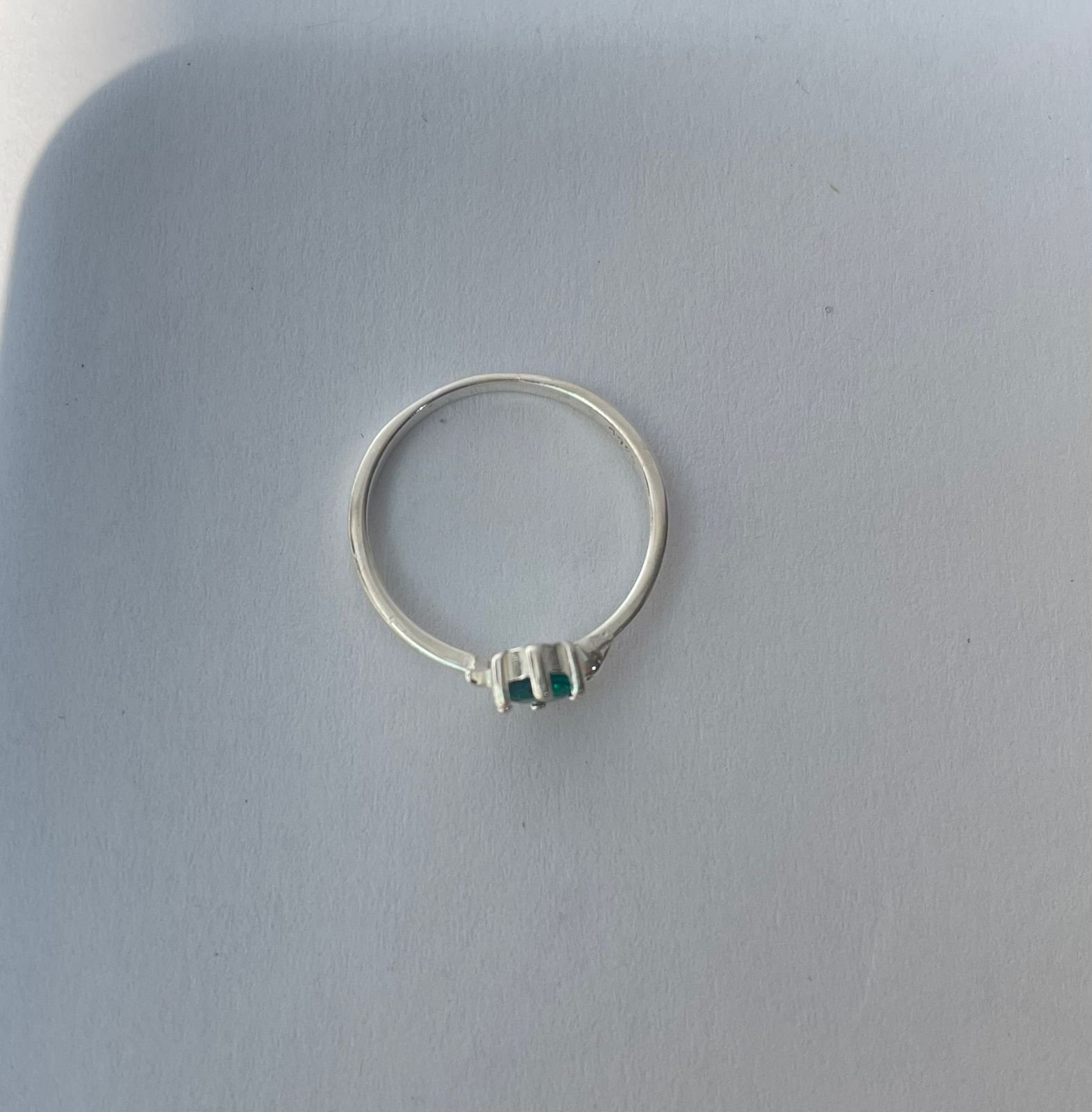 Anillo clásico 1.41 gr / T6 1/2 / circón verde plata italiana - Imagen 3