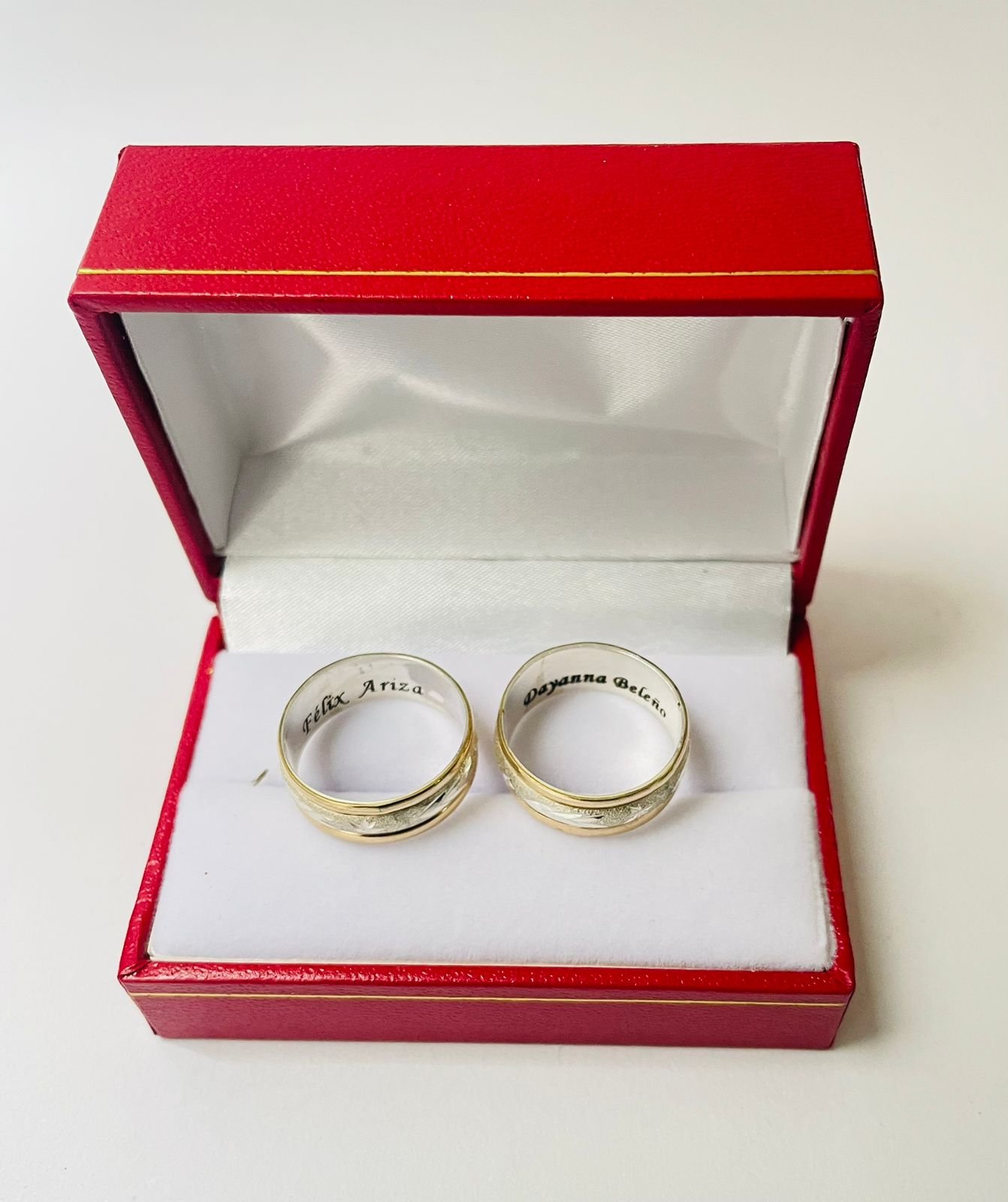 Argollas matrimonio 3.13 gr / T8 / plata italiana + oro laminado