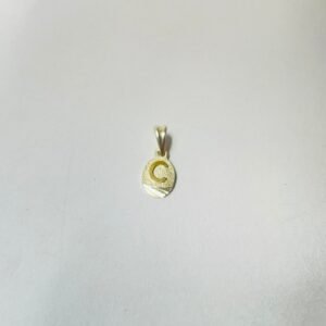 Dije letra C 1.28 gr / 2.5 cm / plata italiana + oro laminado