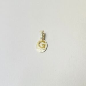 Dije letra G 1.31 gr / 2.5 cm / plata italiana + oro laminado