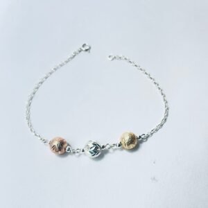 Pulsera 2.19 gr / 18 cm / bolas 3mm - 4 mm / bolsas grabadas plata italiana