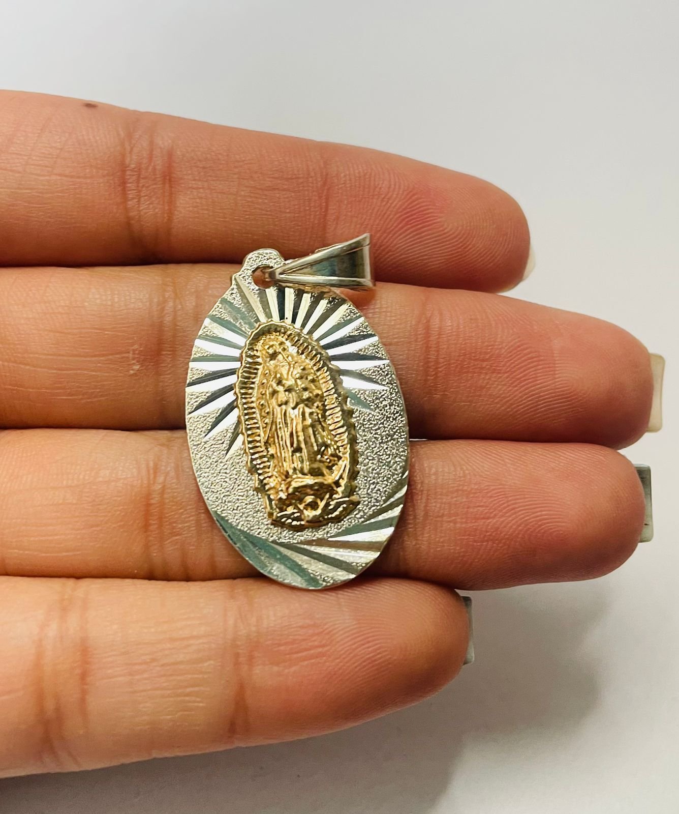Dije Guadalupe 4.63 gr / 2 cm / plata italiana - Imagen 3